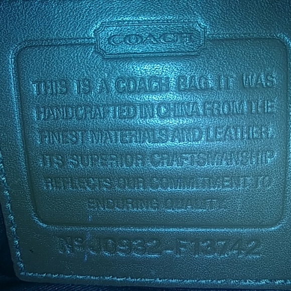 Coach purse - Picture 3 of 8